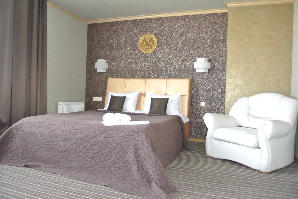 Panoramic View Apartment Poznyaky Київ Екстер'єр фото