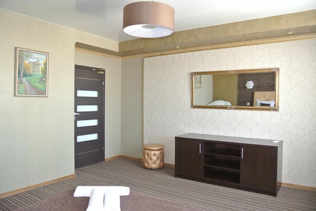 Panoramic View Apartment Poznyaky Київ Екстер'єр фото